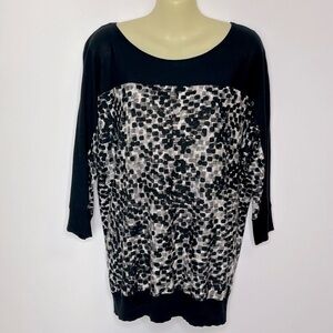 Ann Taylor Black and Grey Pattern Dolman Sweater size M